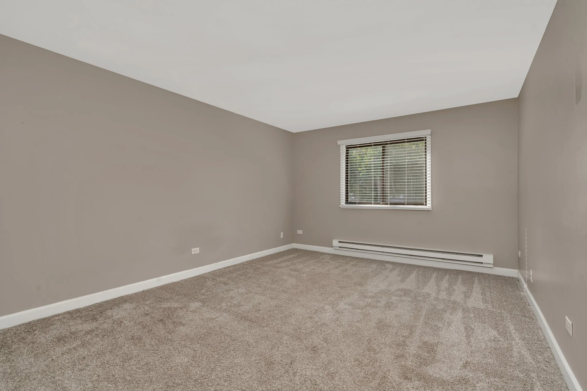 Renovated one-bedroom apartment